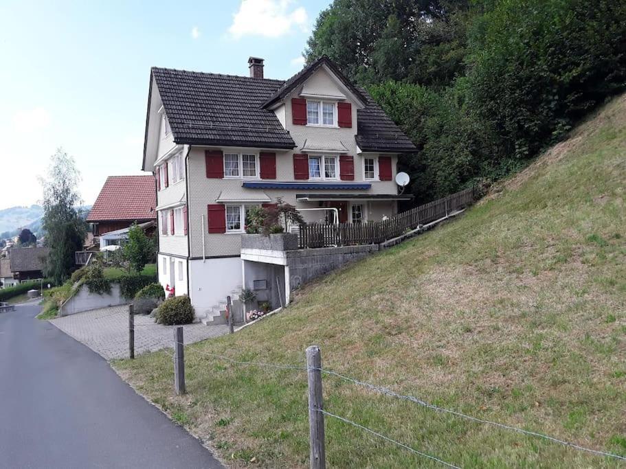 Zwinglis Ferienwohnung Rosi Nesslau Exteriér fotografie